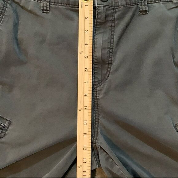 UNIONBAY Cargo Shorts Men’s 40 Green. - Picture 12 of 13